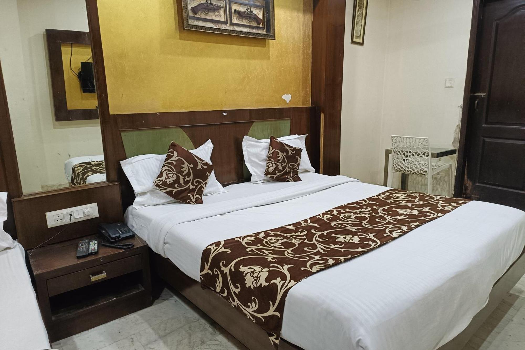 Spot Inn Hostel Νέο Δελχί Εξωτερικό φωτογραφία