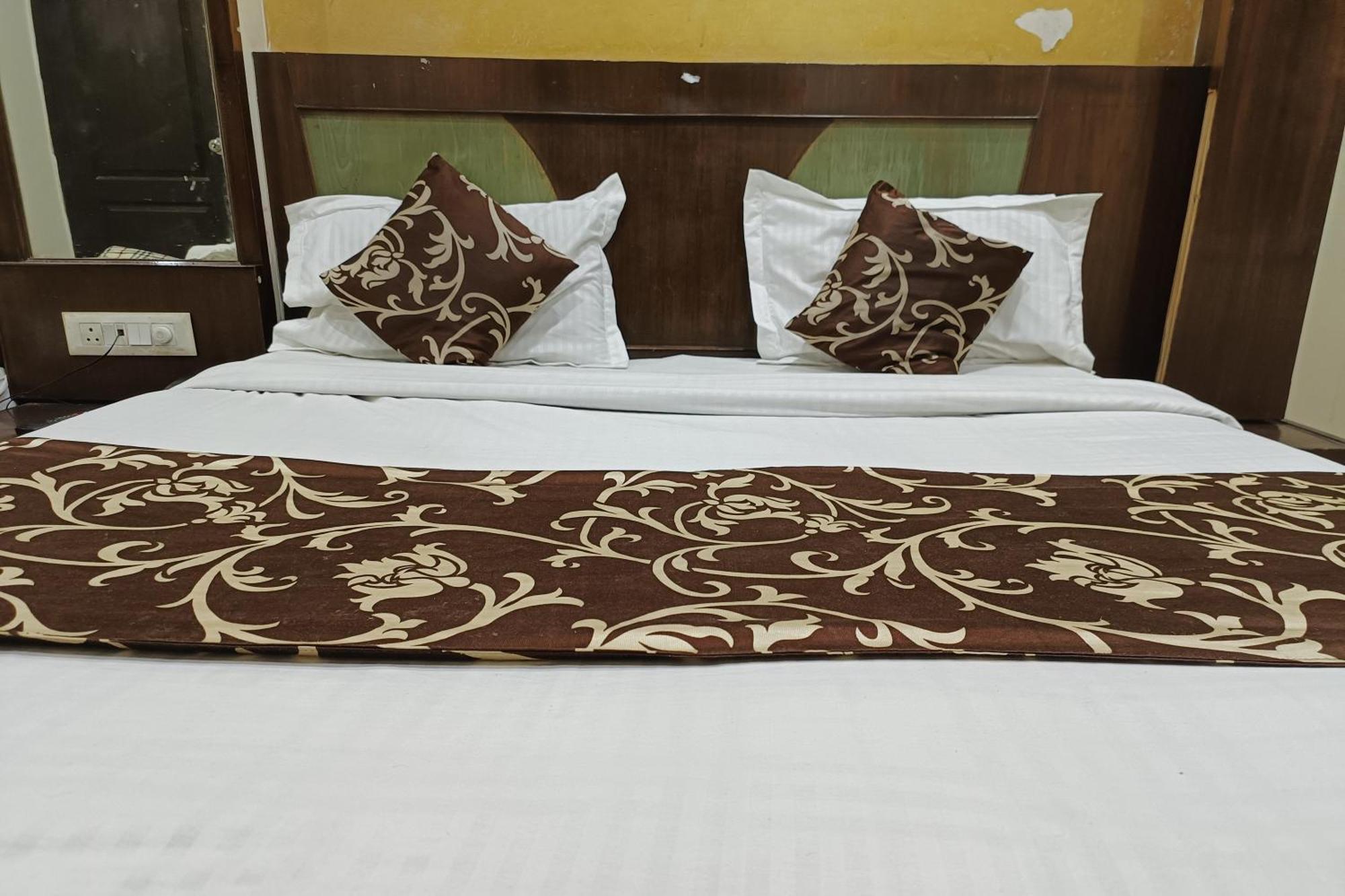 Spot Inn Hostel Νέο Δελχί Εξωτερικό φωτογραφία