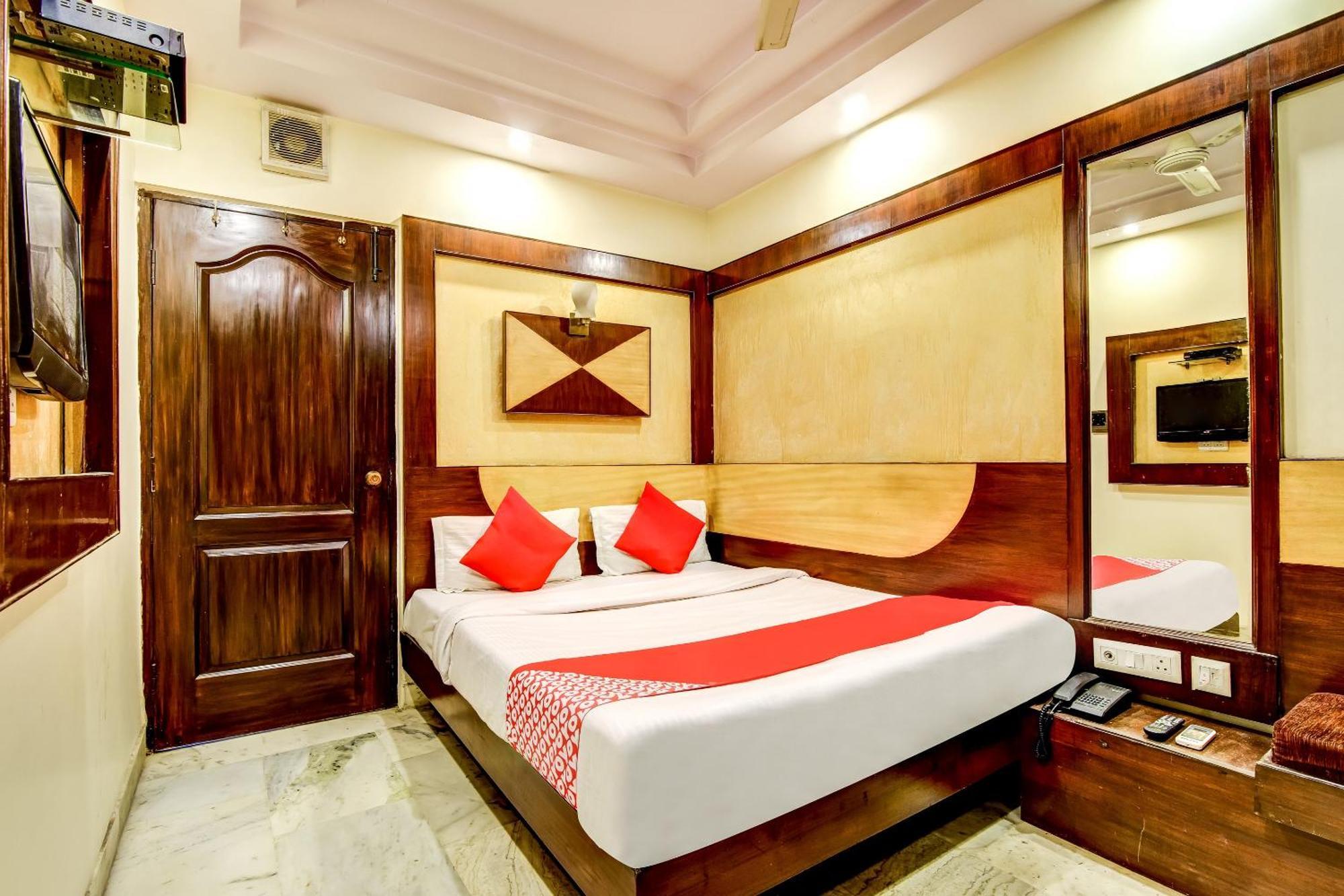 Spot Inn Hostel Νέο Δελχί Εξωτερικό φωτογραφία