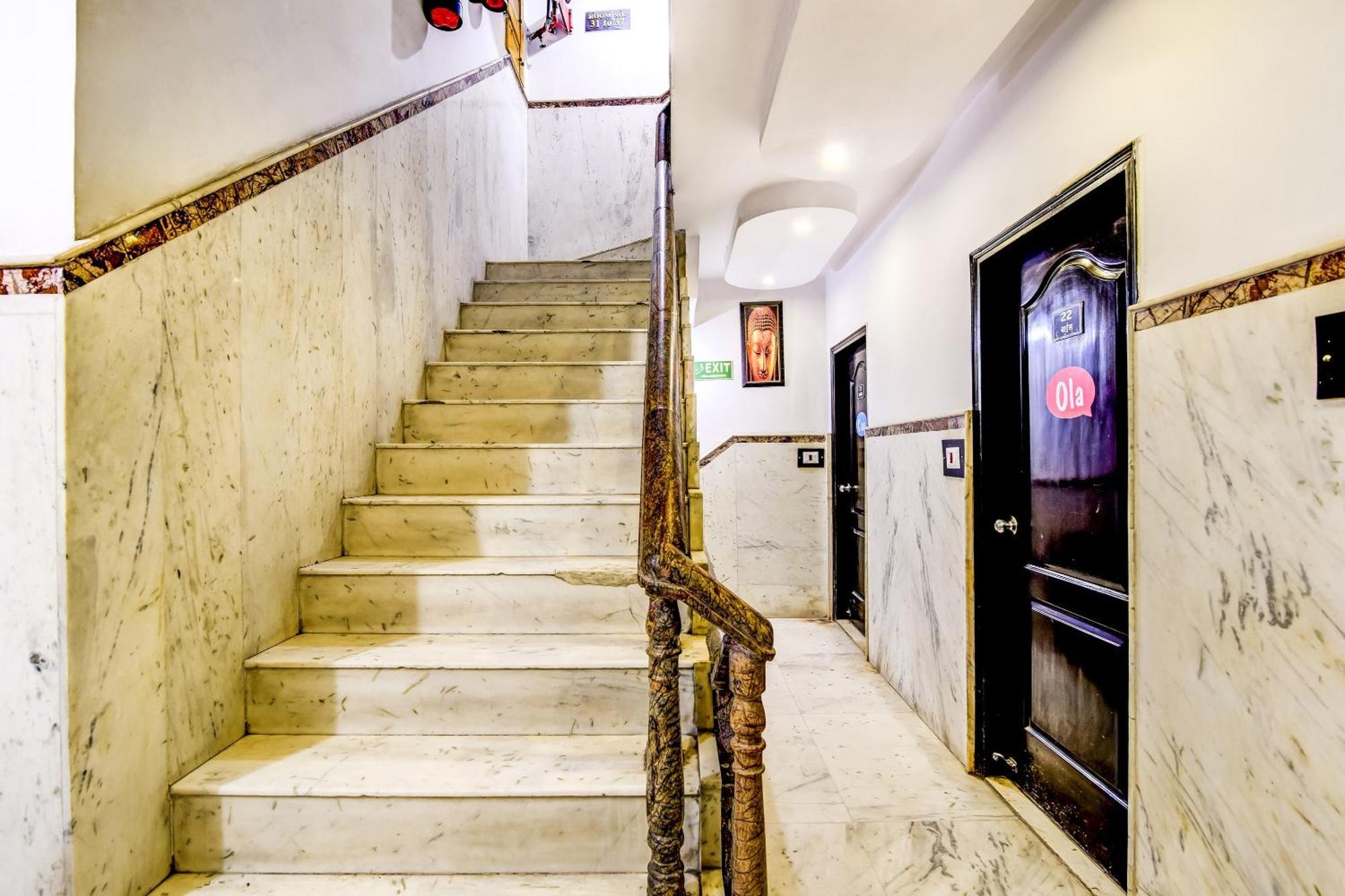 Spot Inn Hostel Νέο Δελχί Εξωτερικό φωτογραφία